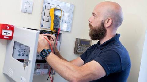 Servicemonteur Inbraak- en beveiligingsinstallaties